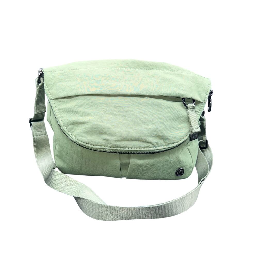 Lululemon Green Nylon Crossbody Bag Adjustable Strap Travel Messenger Purse